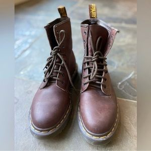 1460 Dr. Martens UK 5